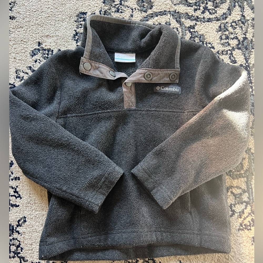 Columbia pullover